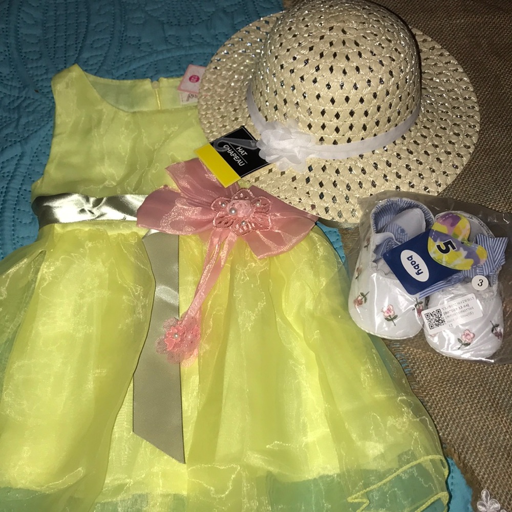 New Beautiful 3 pc girls outfit